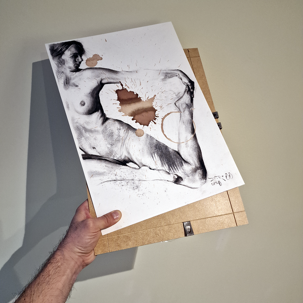 Female Figure Drawing, Annata in Charcoa